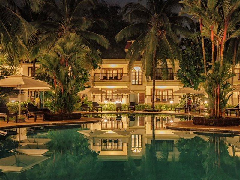 Sonesta Inns Beach Resort - Candolim Beach Exterior photo