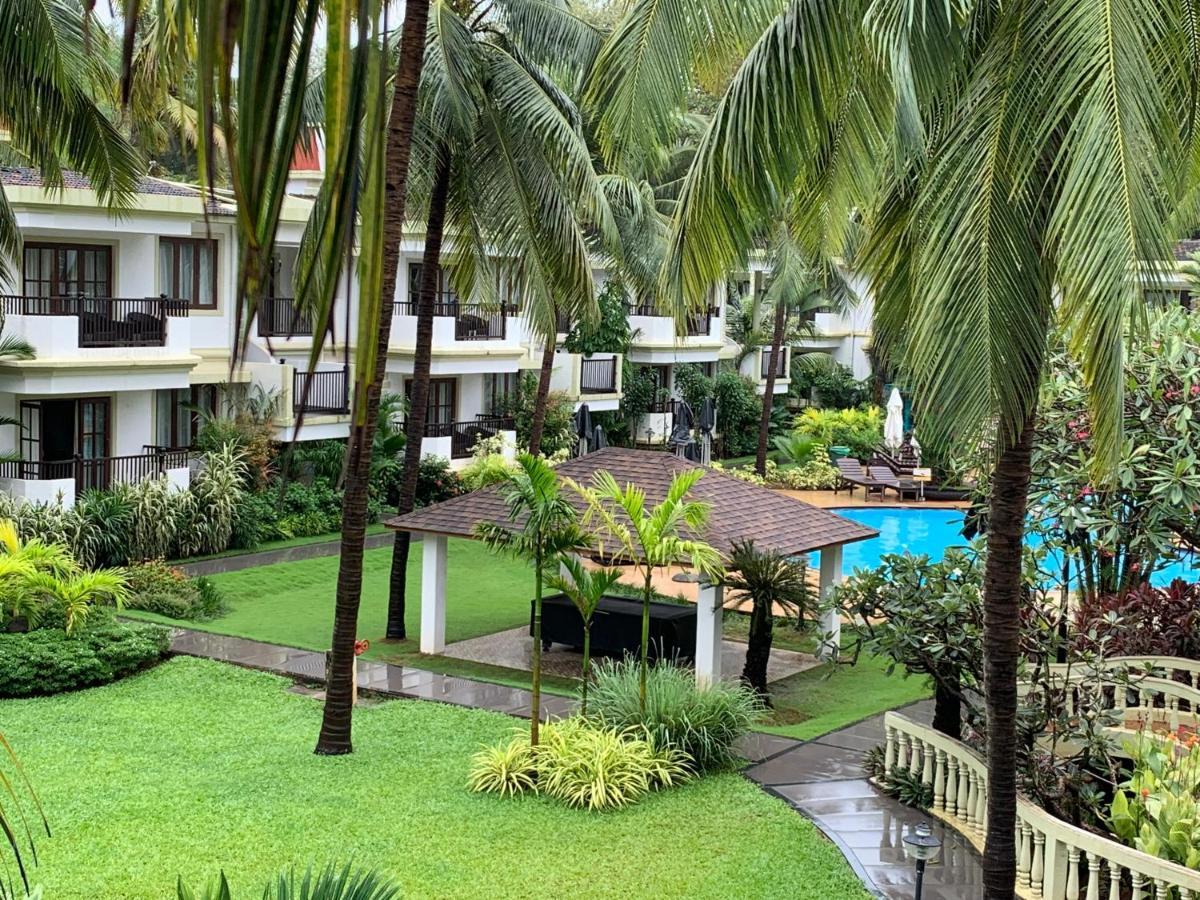 Sonesta Inns Beach Resort - Candolim Beach Exterior photo