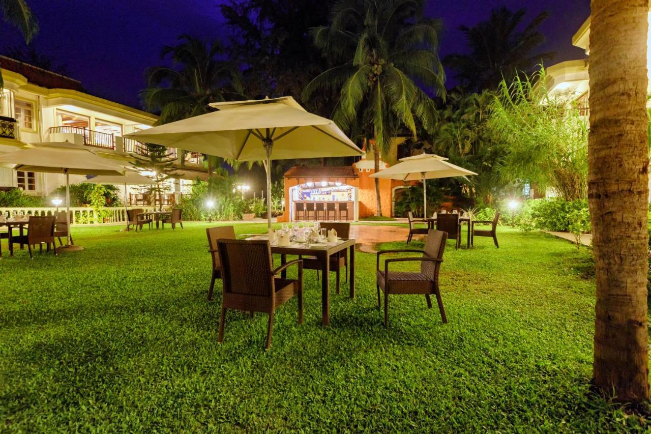 Sonesta Inns Beach Resort - Candolim Beach Exterior photo