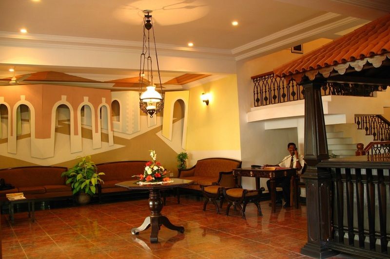 Sonesta Inns Beach Resort - Candolim Beach Exterior photo