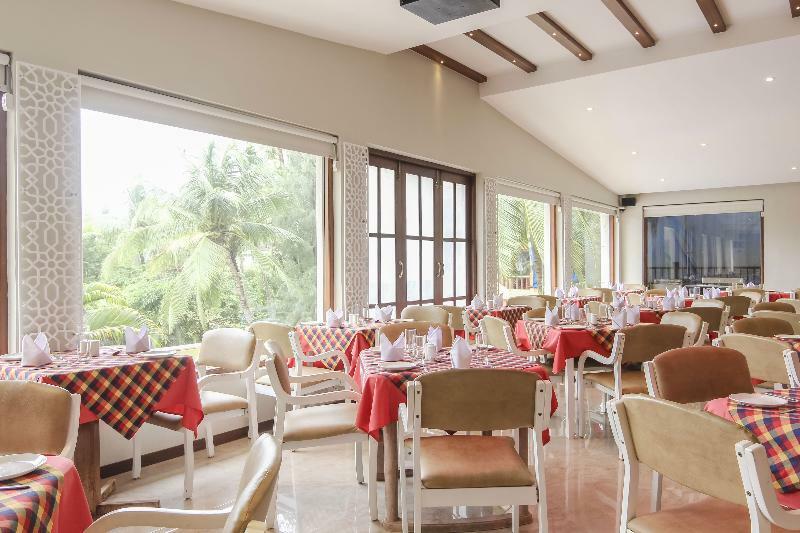 Sonesta Inns Beach Resort - Candolim Beach Exterior photo