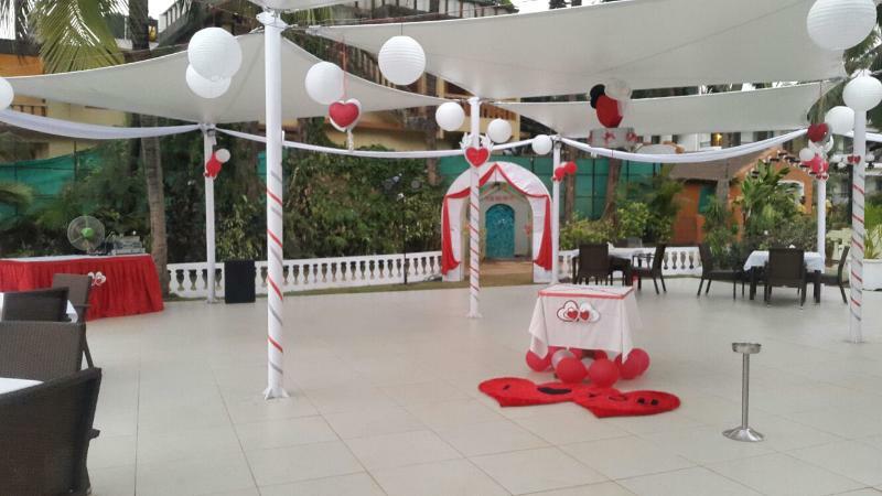 Sonesta Inns Beach Resort - Candolim Beach Exterior photo